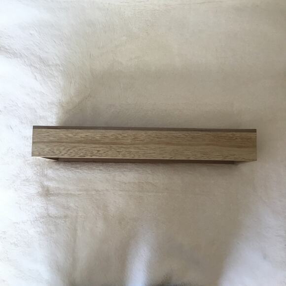 Rae Dunn White "HAPPY SPRING" Wooden Wall Sign - Picture 7 of 12